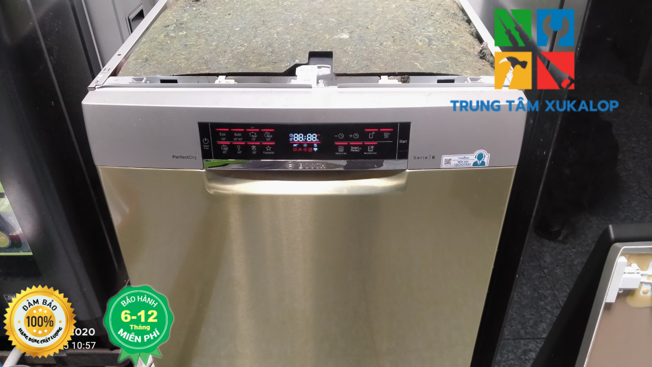 Kiểm Tra Tình Trạng Của Máy - Sửa máy rửa chén Bosch TP.HCM – Nhanh 30 Phút, Bảo hành Dài Hạn
