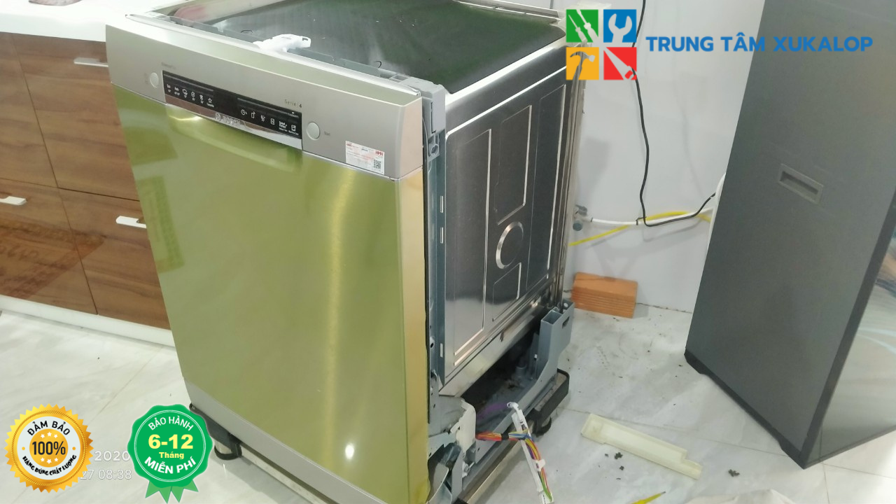 Kiểm Tra Tình Trạng Của Máy - Sửa Máy Rửa Chén Quận Tân Bình | Giải Pháp Nhanh – Phục Vụ 24/7